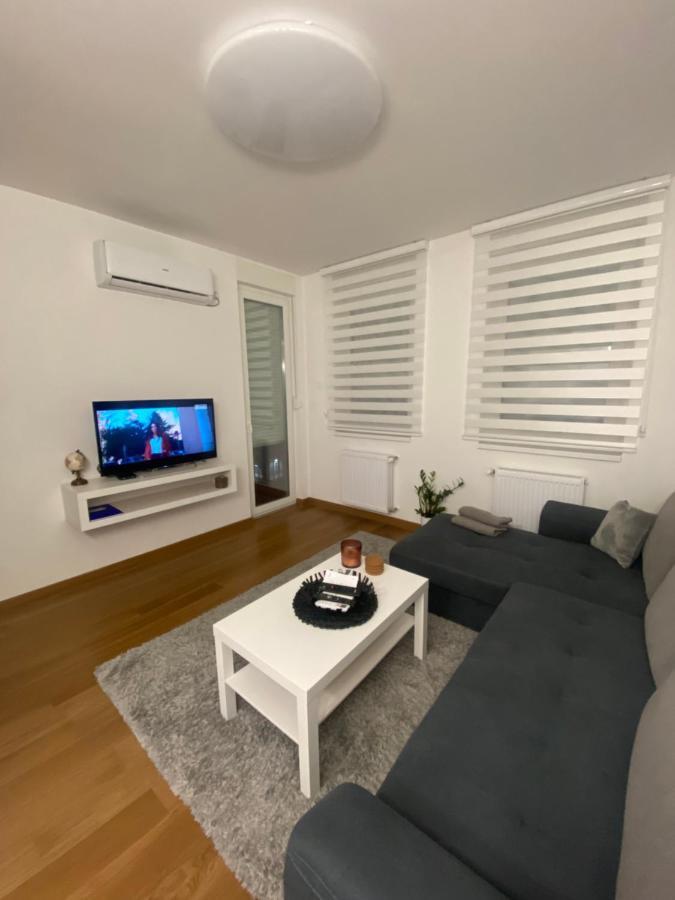 Apartment 212 Subotica Luaran gambar